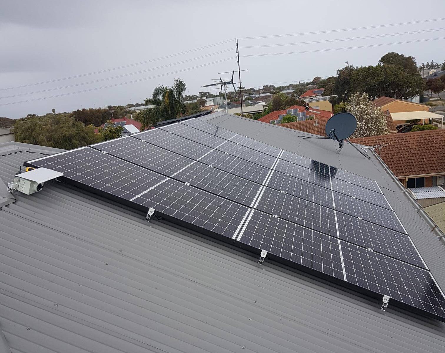HT-SAAE Solar panels installed
